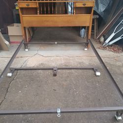 Bookshelf Headboard With Adjustable Frame