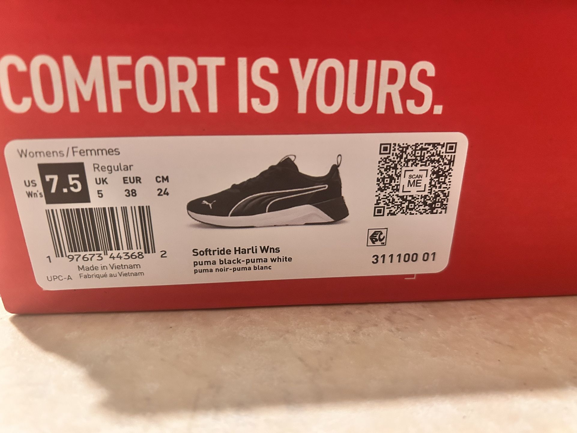 Ladies Puma Sneakers