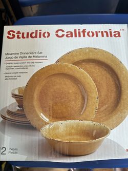 2 Sets Of Plates/Bowls