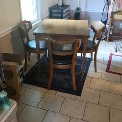 Dining Room Extendable Table And Three Chairs And FREE FLOOR MAT INCLUDED
