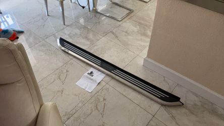 Peerlesss running board for Nissan Pathfinder