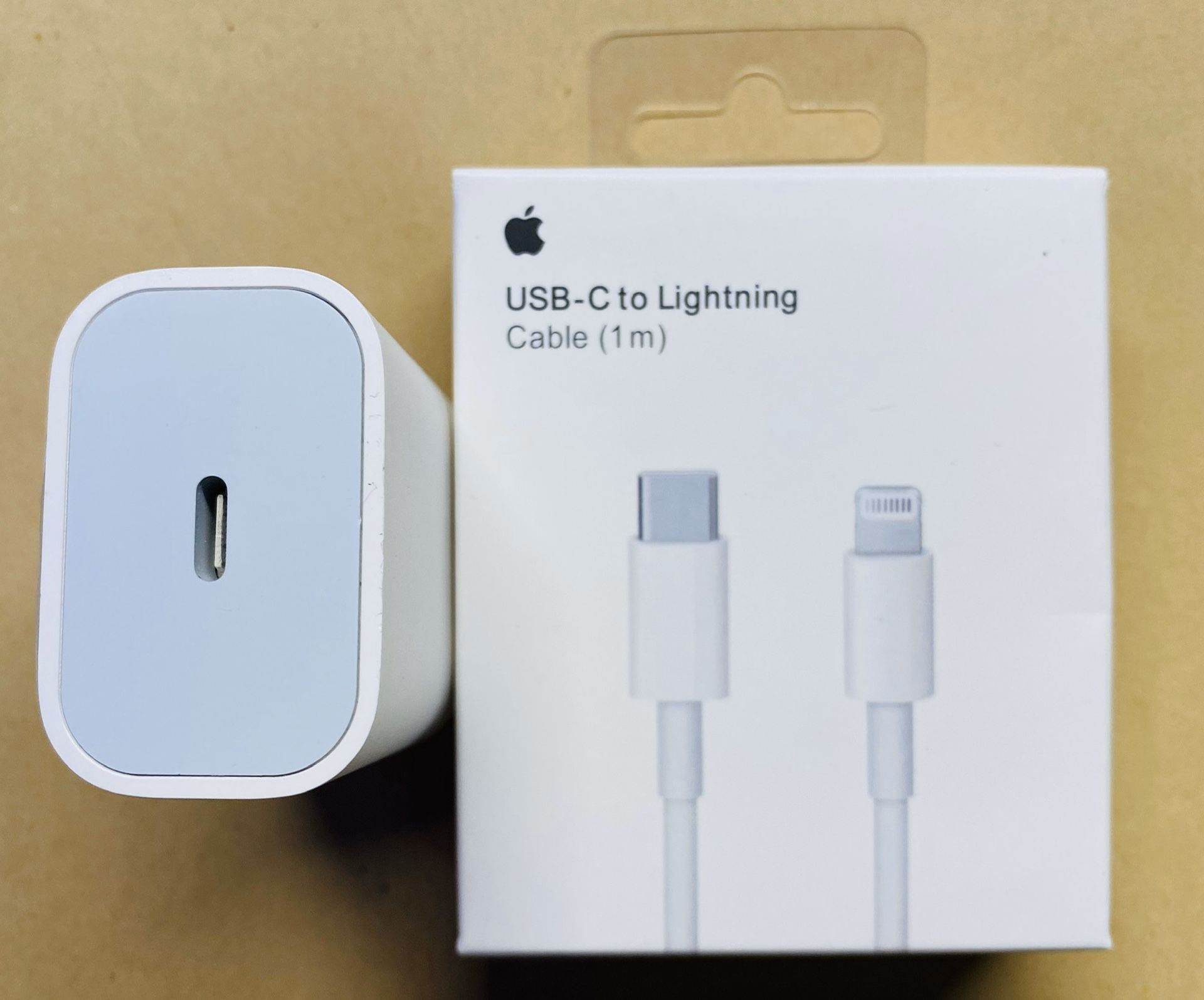 Apple usb-c to lightning cable and adapter from iPhone 11 max pro//brand new!