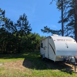 19 feet camper trailer 