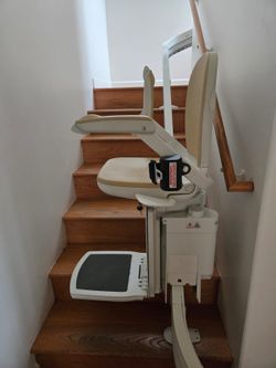 FREE Stair lift Acorn Curve 180