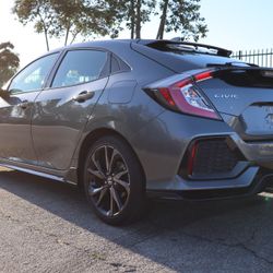 2018 Honda civic Sport 