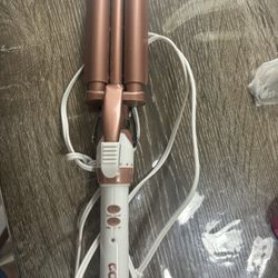Triple Barrel Crimping Iron 