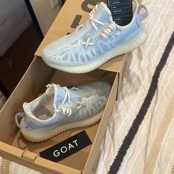 Yeezy Boost 350 V2 Mono Ice
