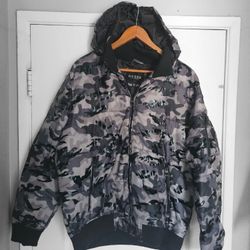 Men's Guess Jacket XL Army Camouflage
