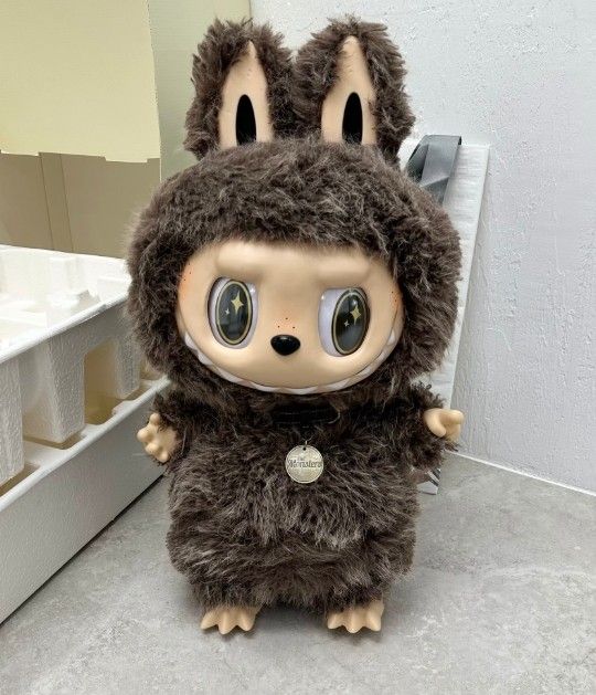 labubu doll