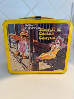 Ronald McDonald sheriff of cactus Canyon lunchbox, 1982