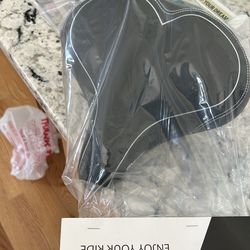 Bike saddle / comfortable bike seat