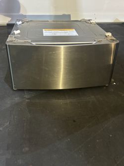 29 inch LG pedestal, graphite steel