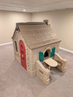 Step 2 storybook cottage