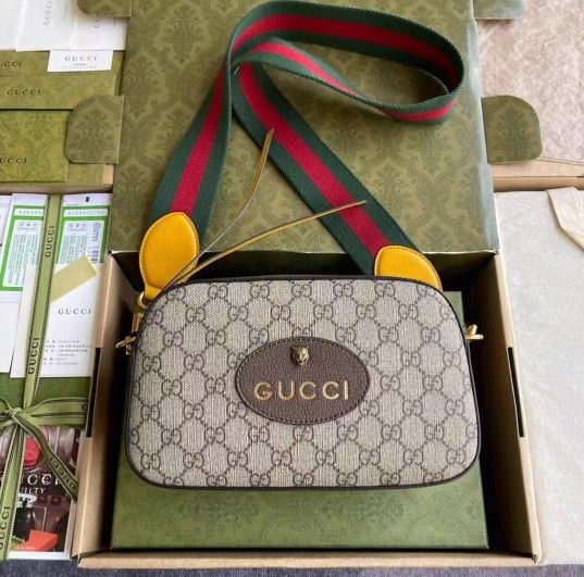 Brand New in Box Gucci Tiger Camera Bag
