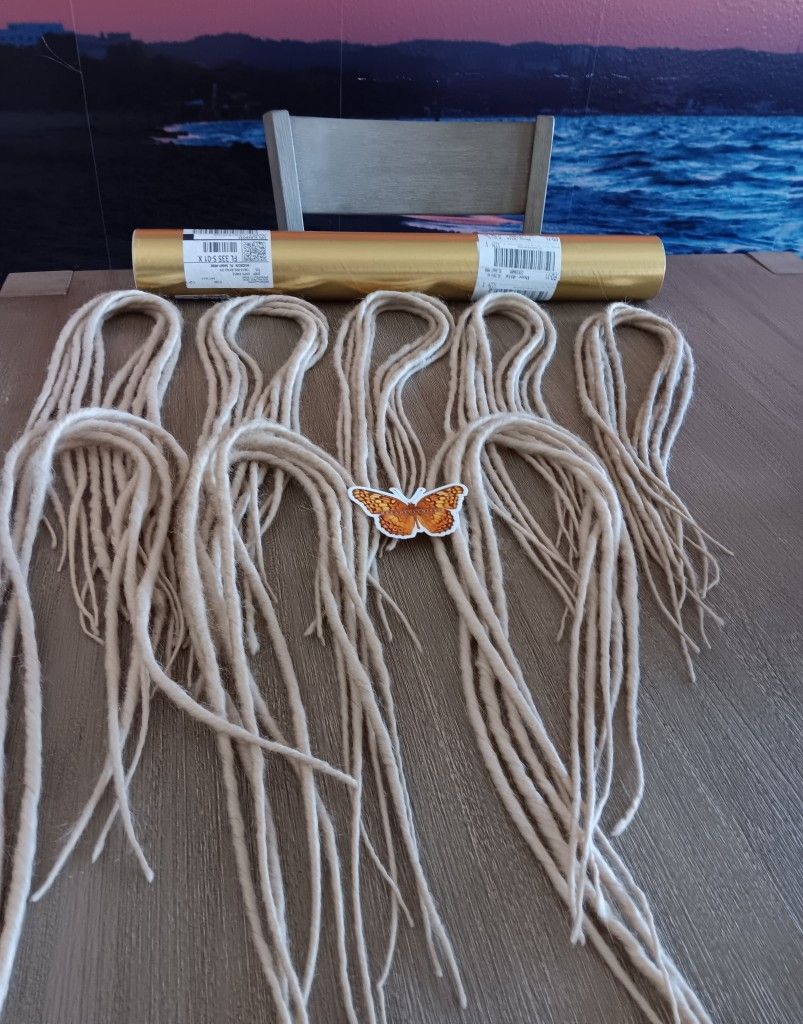 NEVER WORN – Full Set of Dreadfullhippie Hair Extensions!