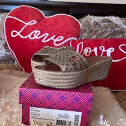 Tory Burch Wedge Slide - Metallic 