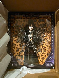 Monster High Skullector Elvira