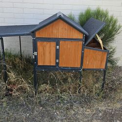 Chicken Coop NO LIVE ANIMALS