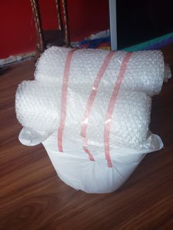 CLEAN BUBBLE WRAP