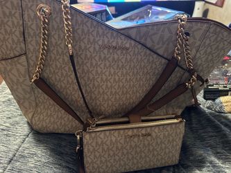 Michael Kors MK Signature Tote Bag matching waist wallet