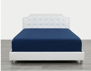 Luxury King Platform Bed Frame – White Faux Leather/Crystal Tufted – $150