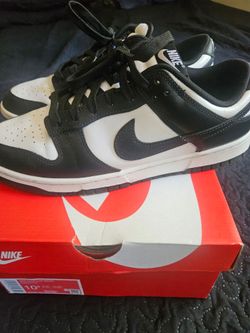 Nike Dunk Low Size 10.5 like new only Worn twice $50