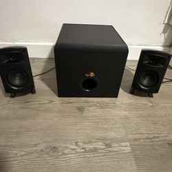 Klipsch ProMedia 2.1 THX Certified Multimedia Speaker System — Barely Used, Excellent Condition