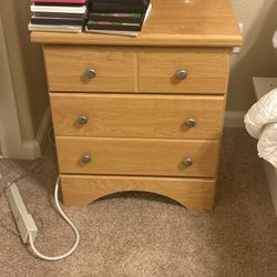 Bedroom Set But No Bed 