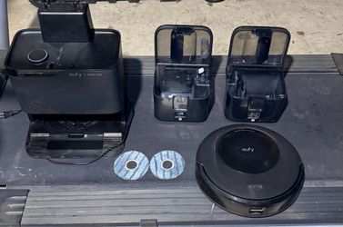 EUFY OMNI C20 Robot Vacuum