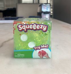 New Squeeezy Dice Jumbo Squishy