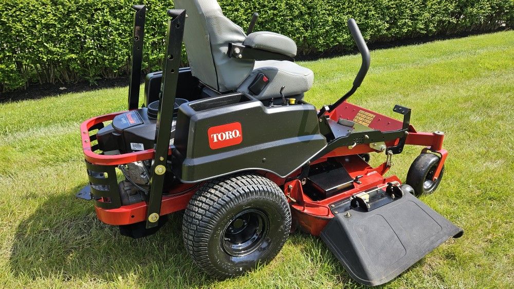 Toro Titan ZX5420 Zero Turn Mower 24HP V-Twin Kawasaki FR691V 54