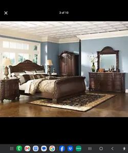 Ashley Northshore Cal-King Bedroom Set. Tempur-Pedic. Complete Set