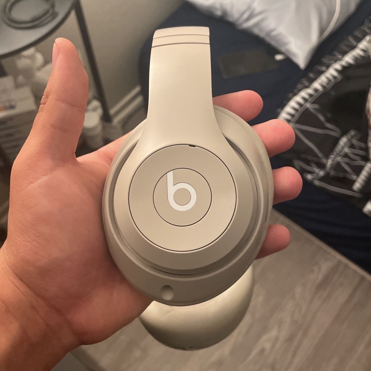 Beats Studio Pro