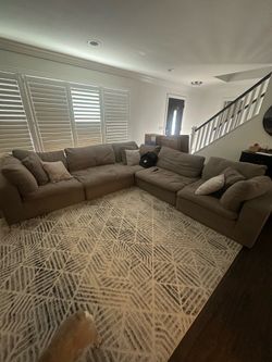 Jerome’s Lounge couche