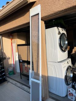 Doggy Door 91-96” White