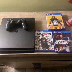 PS4 Slim