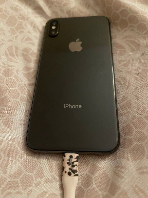 iPhone X 64Gb Unlocked Wonderful Condition like new