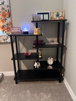Modern Black 6-Tier Display Shelf / Bookshelf – Excellent Condition