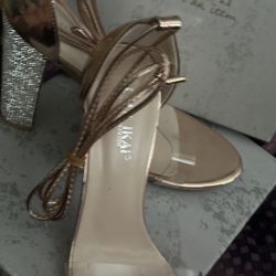 Lala Ikai Heels Size 8 1/2