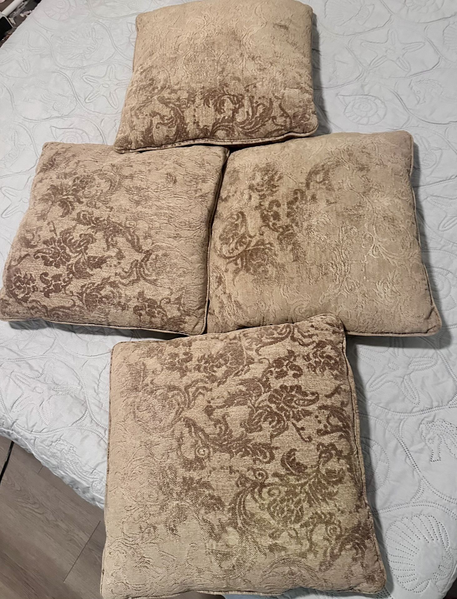 FOUR cushions 