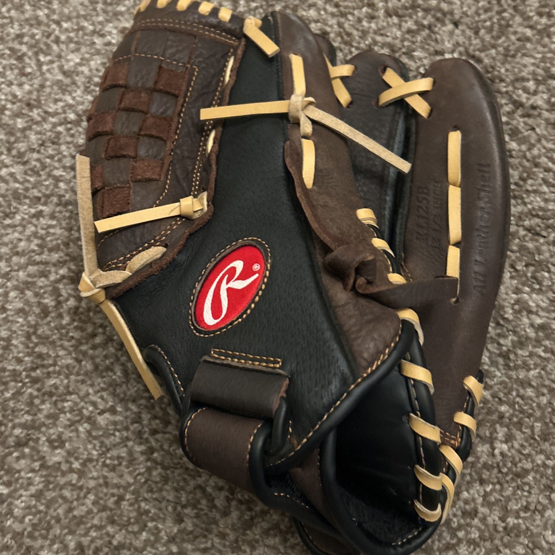 Rawlings Glove