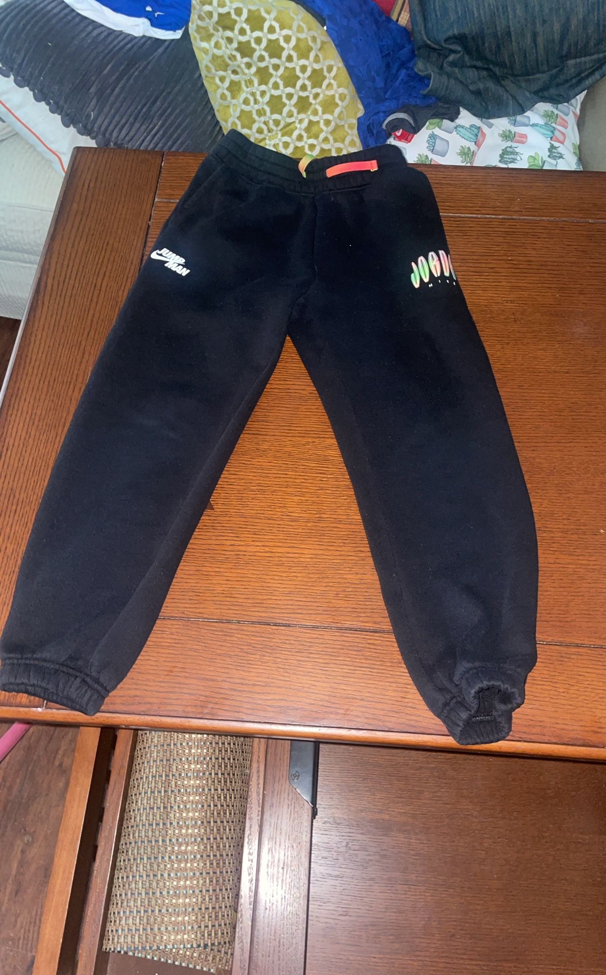 Nike Kids Jogger Size Small Rare Jump Man Edition