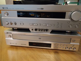 YAMAHA 5 DVD/CD CAROUSEL PLAYER