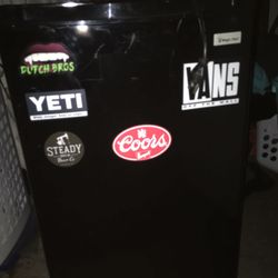 Mini fridge