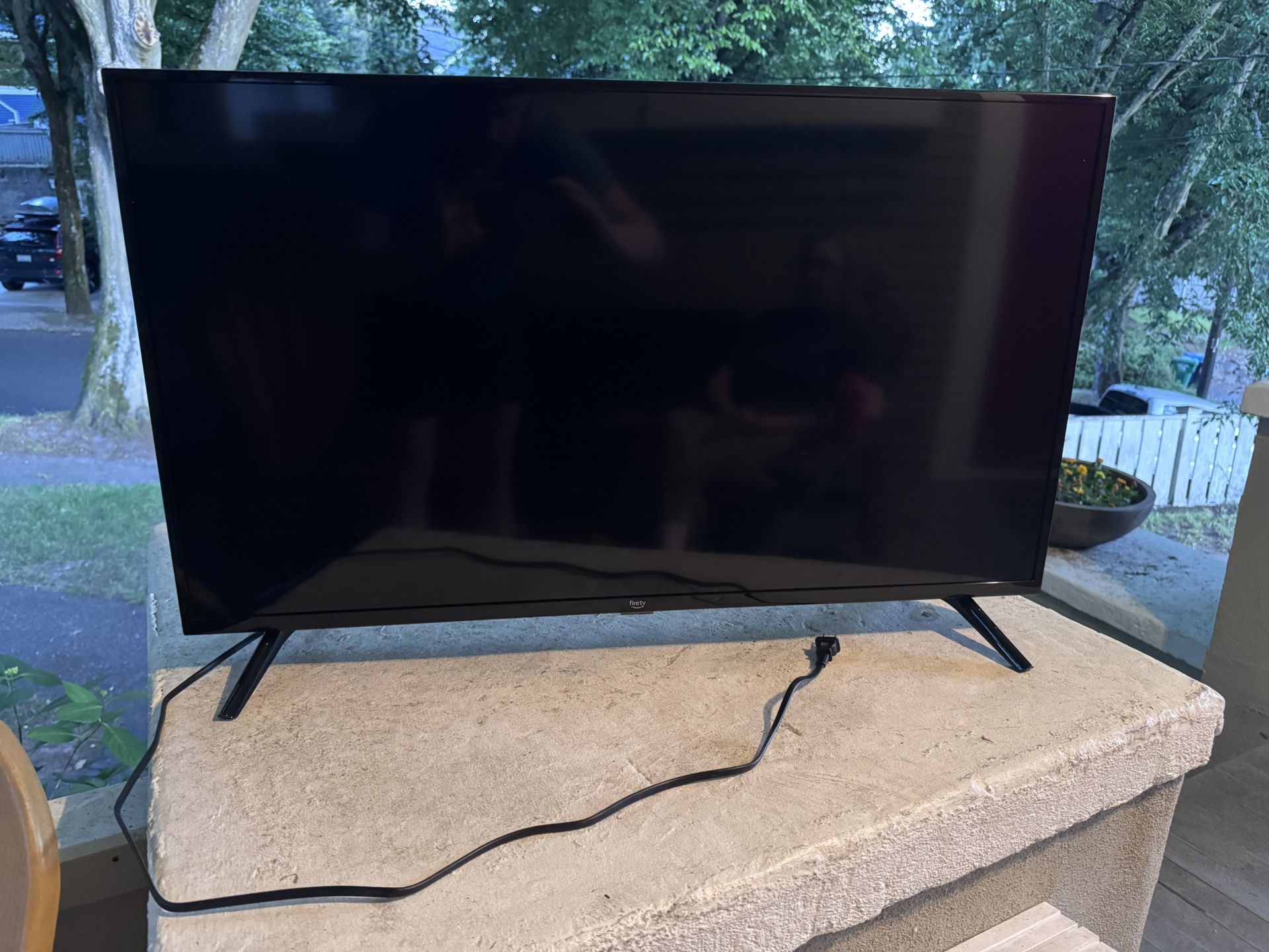 Amazon Smart TV (Fire TV Built-In)