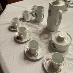 Beautiful Medallion Rennet Floral Tea/coffee Set