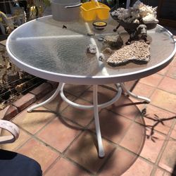 Patio Table , With Glass top 48” Round