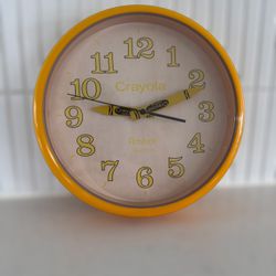 RARE Vintage 1980s Retro Yellow 10” Crayola Crayon Wall Clock Armatron Quartz