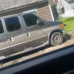 2001 Ford Econoline