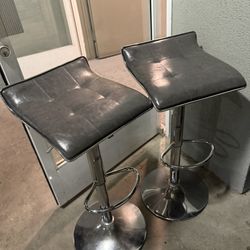 Adjustable Height Bar Stools 